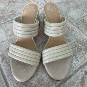 Gianni Bini Nude Heel - Size 9.5